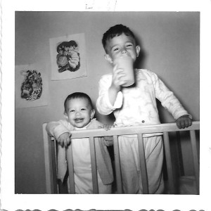 1961 Apr LP EP crib